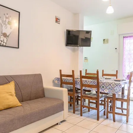 Appartement Legnano - Invacanza *